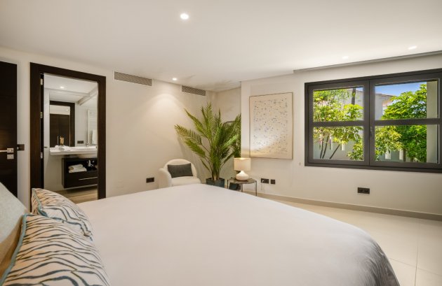 Nieuwbouw  - Villa -
Marbella