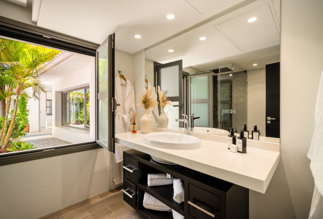 Nieuwbouw  - Villa -
Marbella