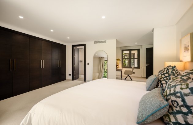 Nieuwbouw  - Villa -
Marbella