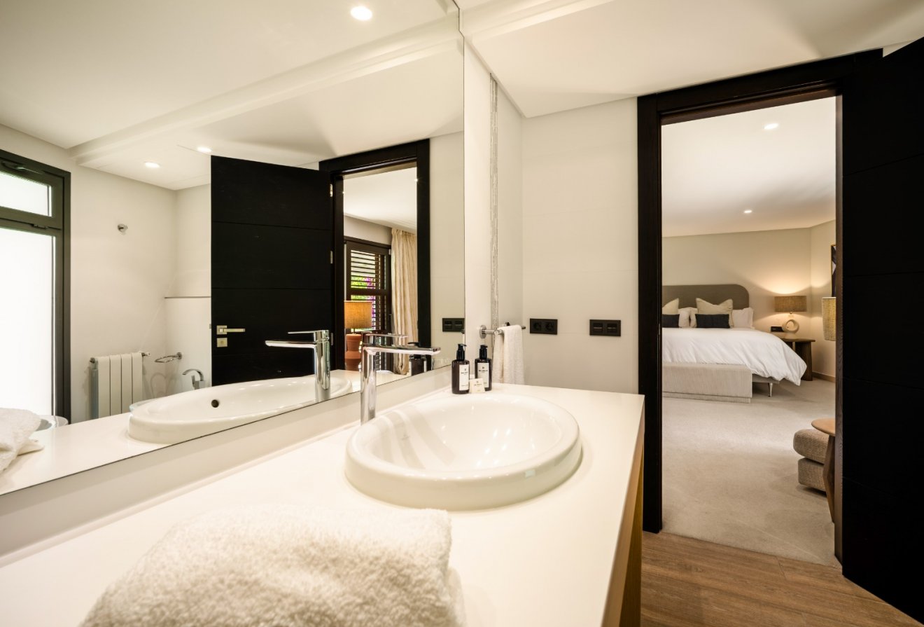 Nieuwbouw  - Villa -
Marbella