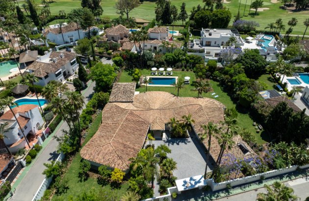 Nieuwbouw  - Villa -
Marbella