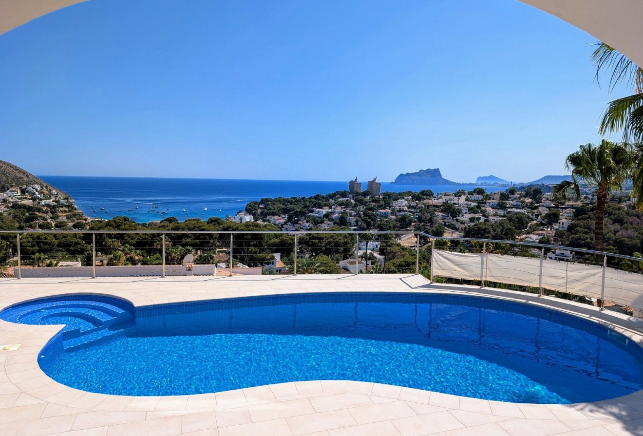 Herverkoop - Villa -
Moraira - El Portet