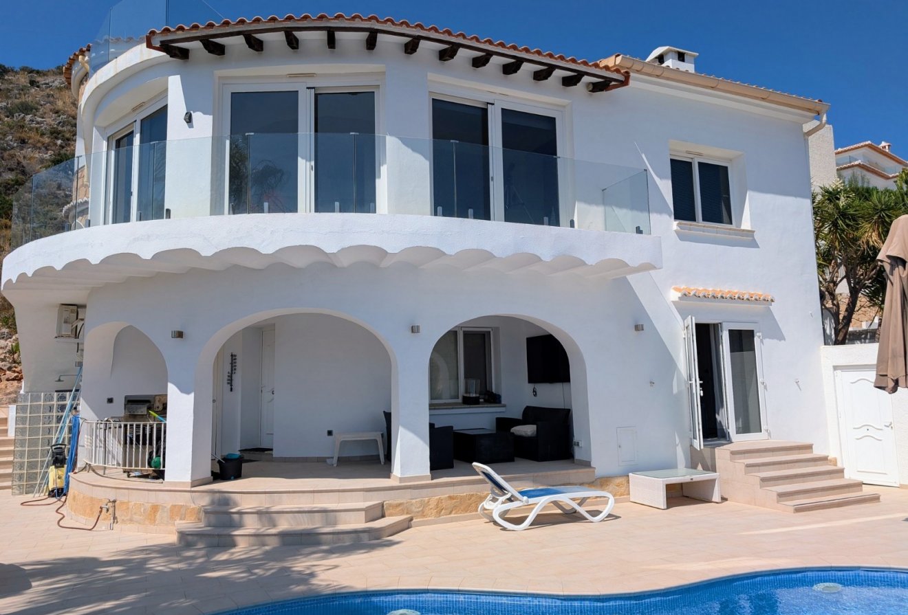 Herverkoop - Villa -
Moraira - El Portet