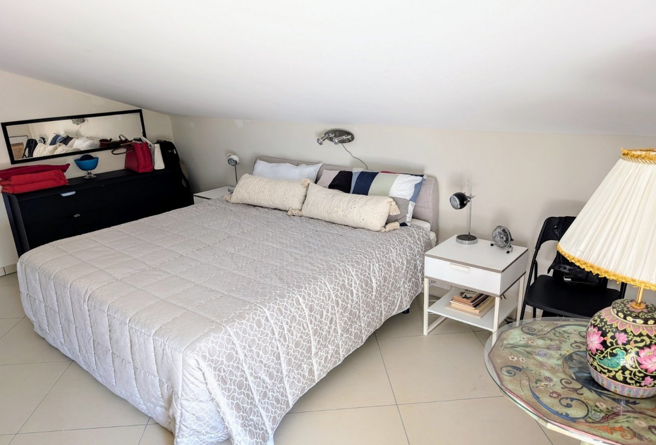 Herverkoop - Villa -
Moraira - El Portet