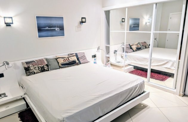 Herverkoop - Villa -
Moraira - El Portet