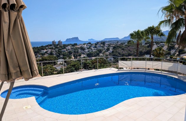 Herverkoop - Villa -
Moraira - El Portet