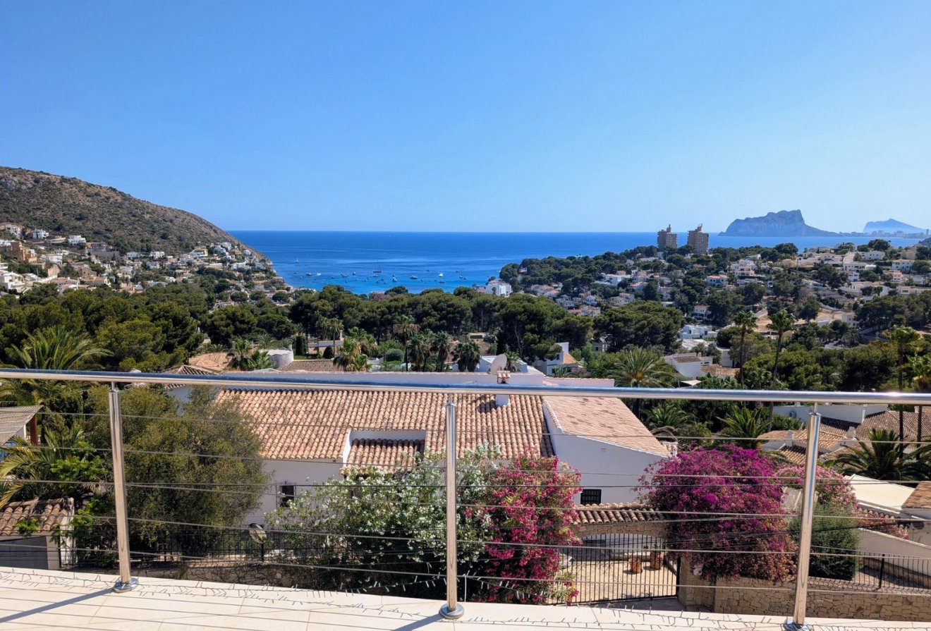 Herverkoop - Villa -
Moraira - El Portet