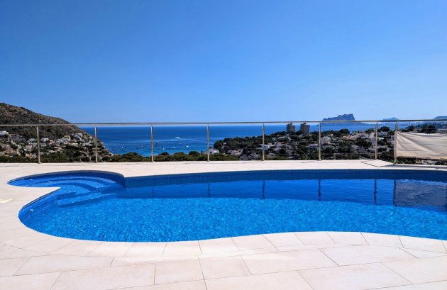 Herverkoop - Villa -
Moraira - El Portet