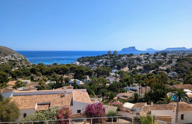 Herverkoop - Villa -
Moraira - El Portet
