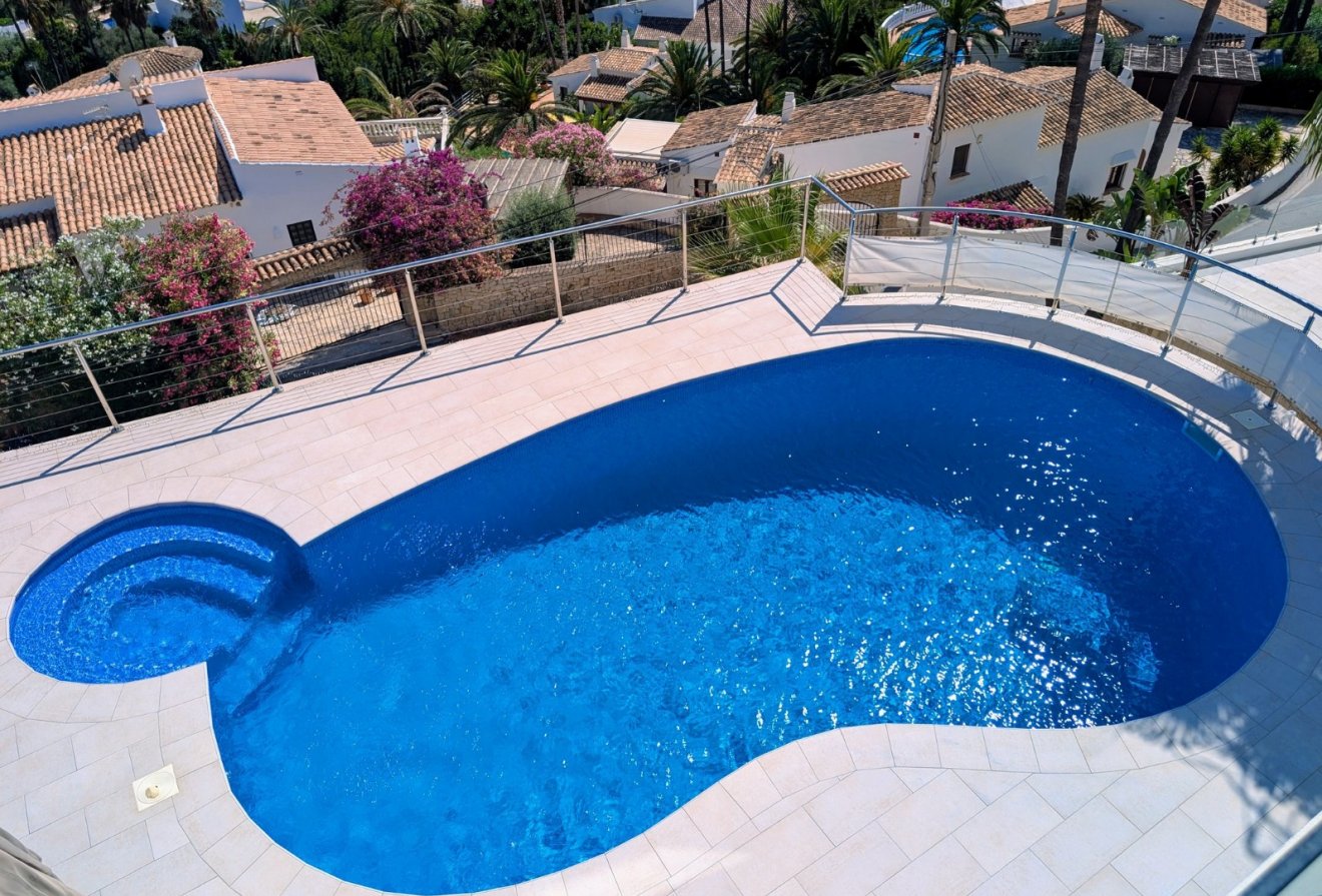 Herverkoop - Villa -
Moraira - El Portet