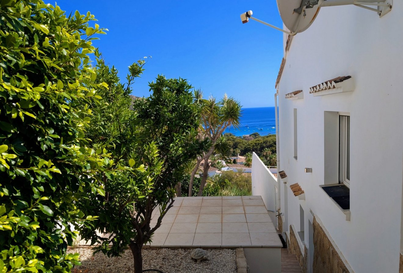 Herverkoop - Villa -
Moraira - El Portet