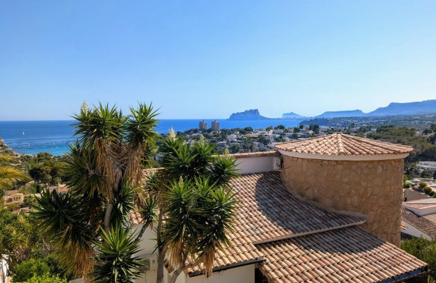 Herverkoop - Villa -
Moraira - El Portet