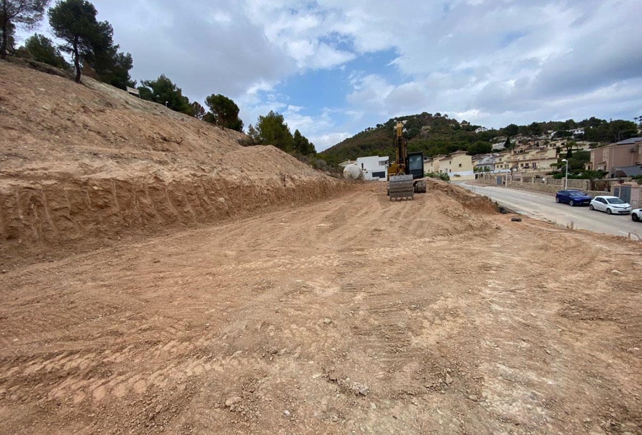 Herverkoop - Villa -
Calpe - Empedrola