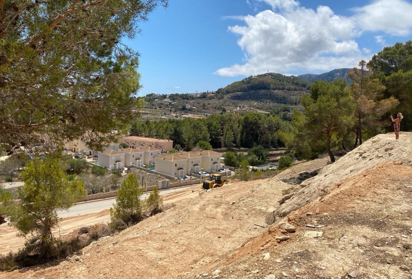 Herverkoop - Villa -
Calpe - Empedrola