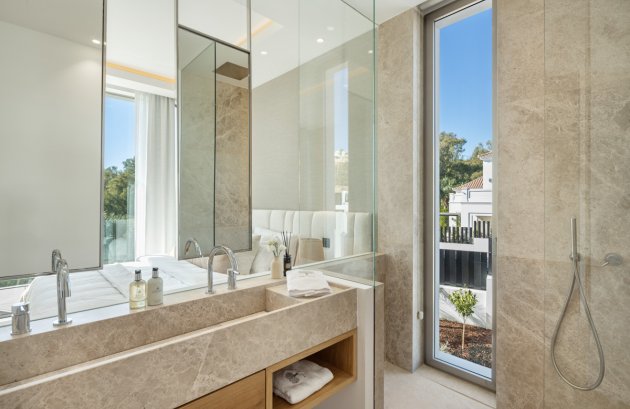 Nieuwbouw  - Villa -
Marbella