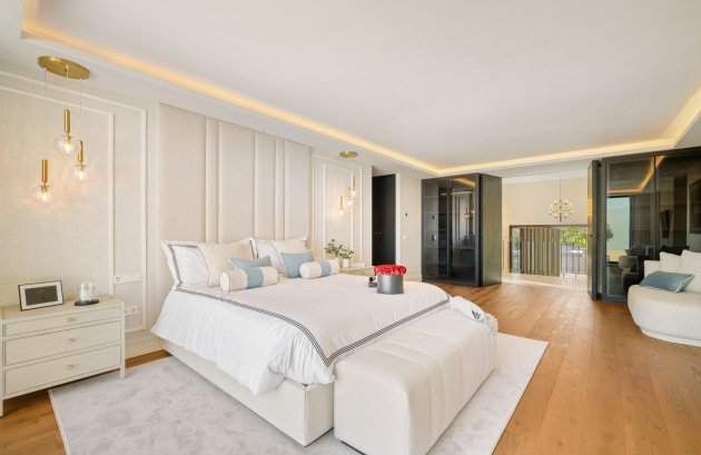 Nieuwbouw  - Villa -
Marbella