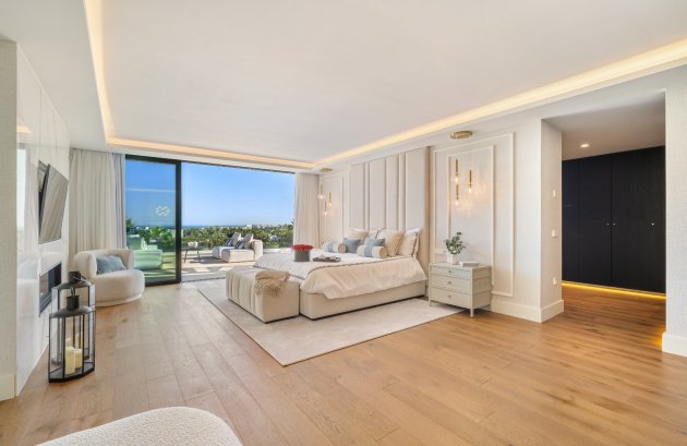 Nieuwbouw  - Villa -
Marbella