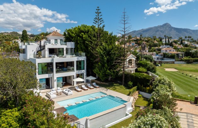 Nieuwbouw  - Villa -
Marbella