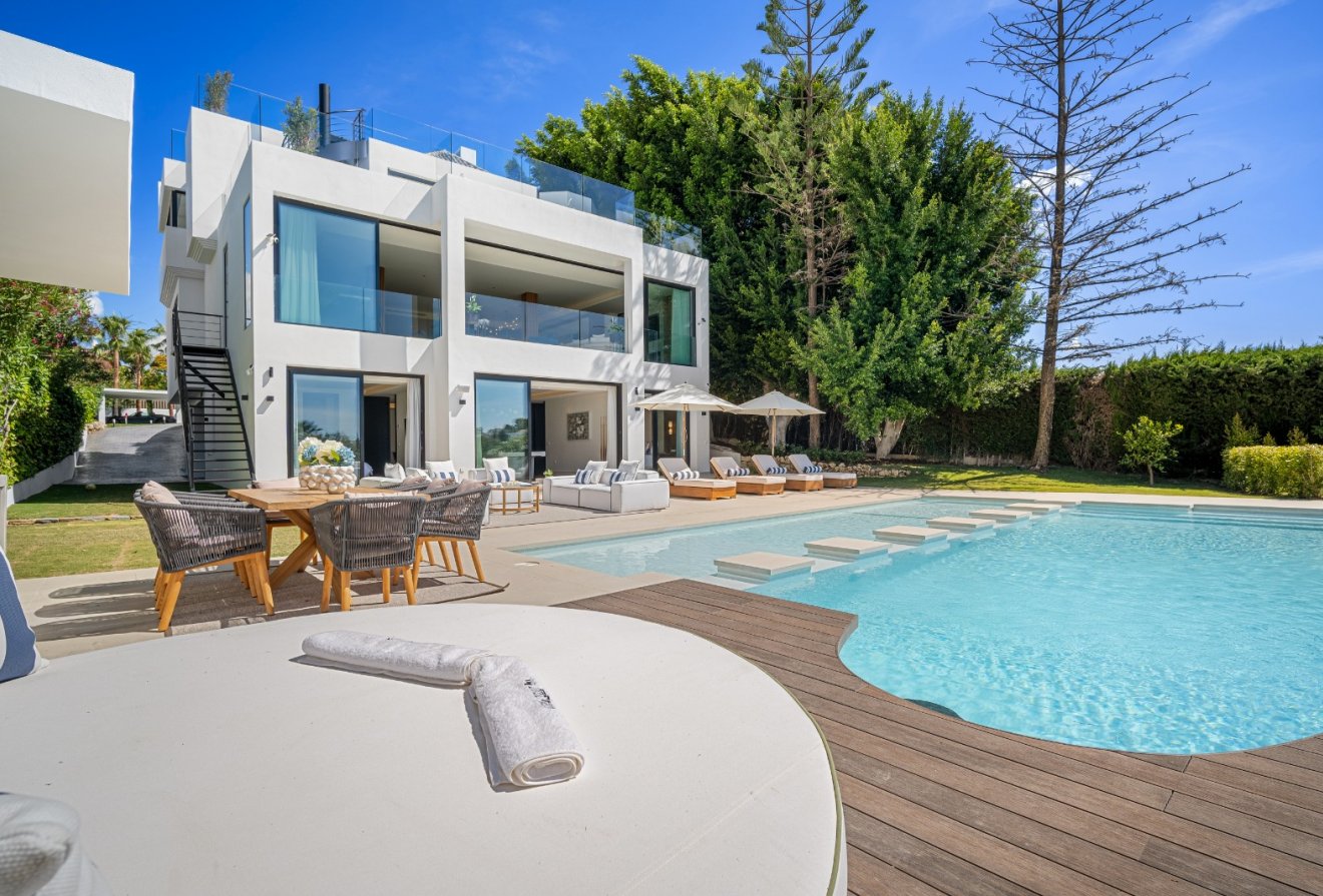 Nieuwbouw  - Villa -
Marbella