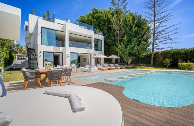 Nieuwbouw  - Villa -
Marbella