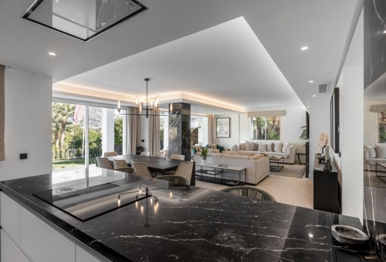 Nieuwbouw  - Villa -
Marbella