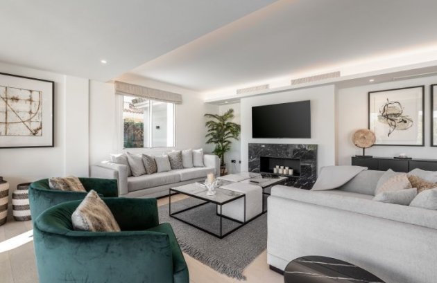 Nieuwbouw  - Villa -
Marbella