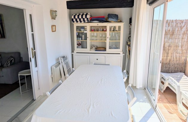 Herverkoop - Geschakelde woning -
Moraira - Benimeit