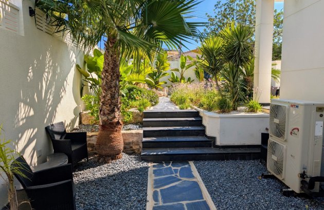 Herverkoop - Villa -
Calpe - Calalga