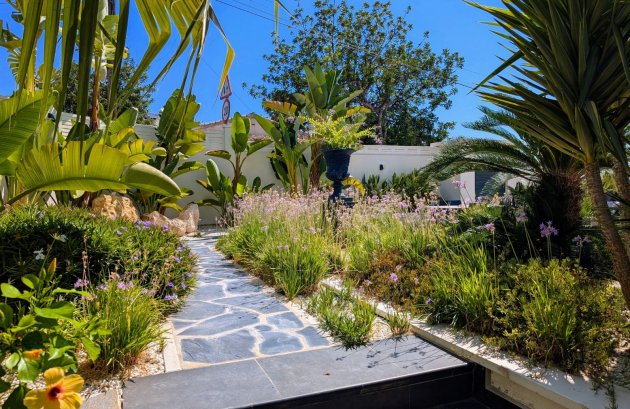 Herverkoop - Villa -
Calpe - Calalga