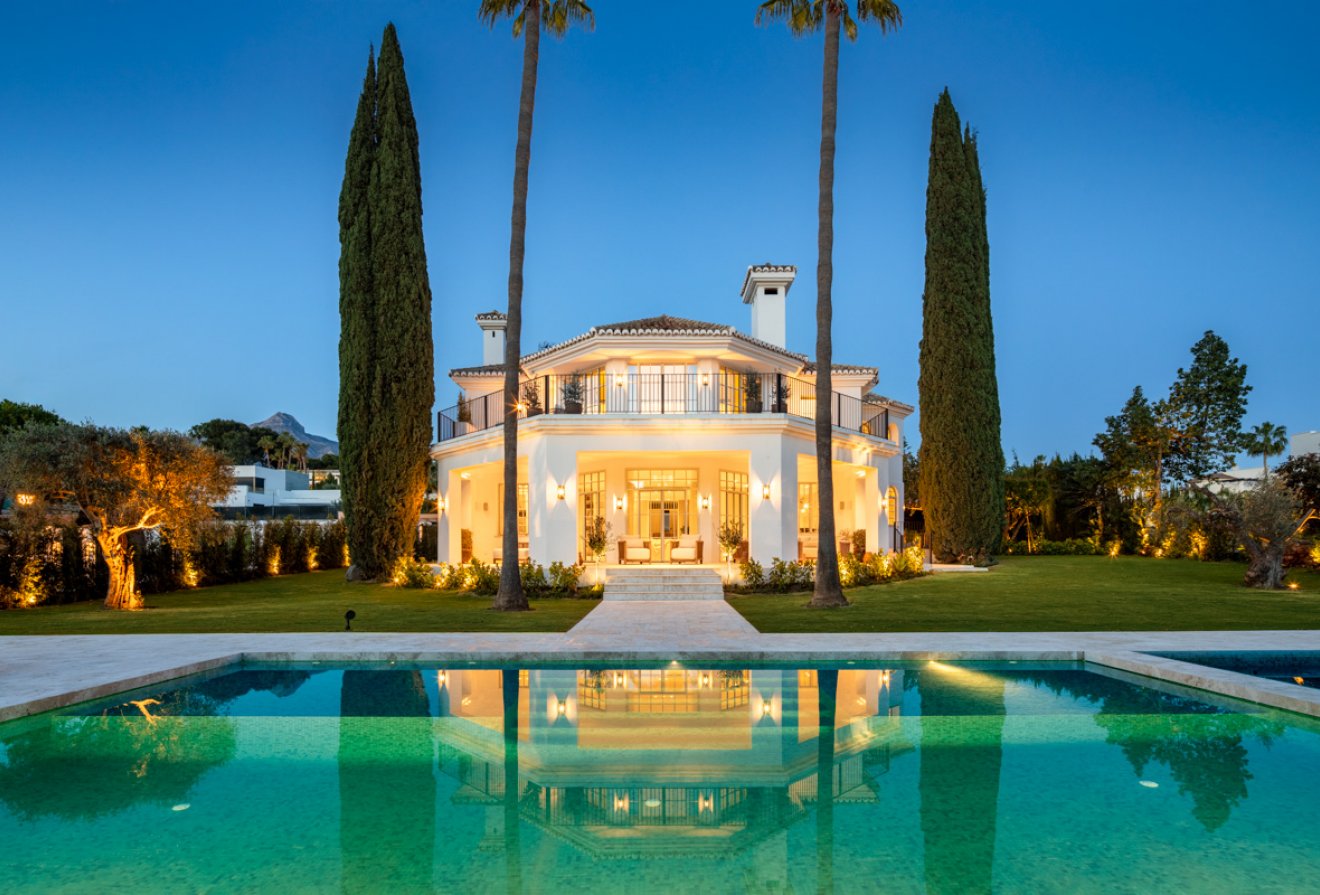 Nieuwbouw  - Villa -
Marbella