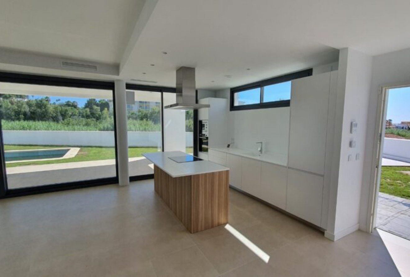 New Build - Villa -
Manilva