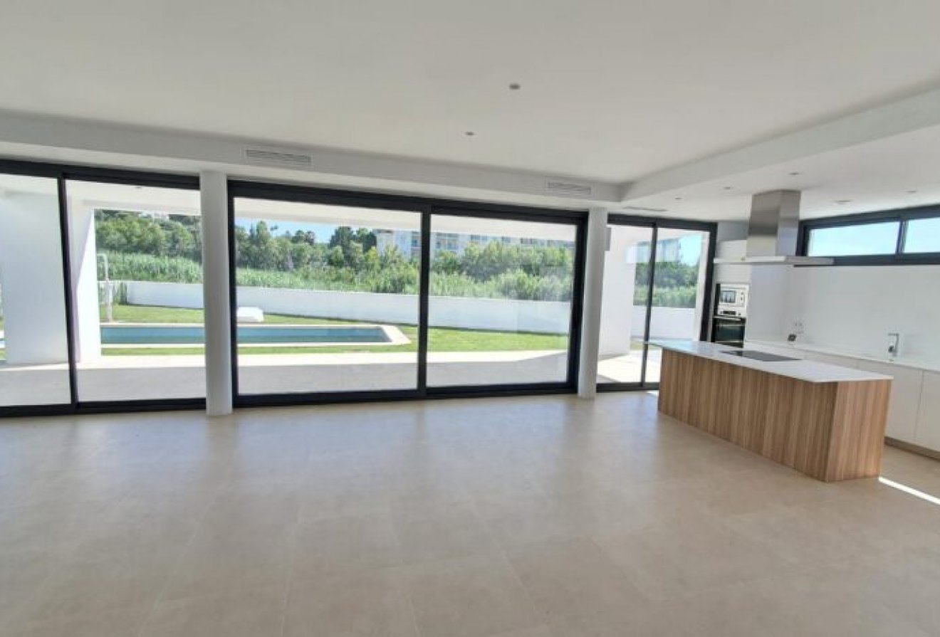 New Build - Villa -
Manilva