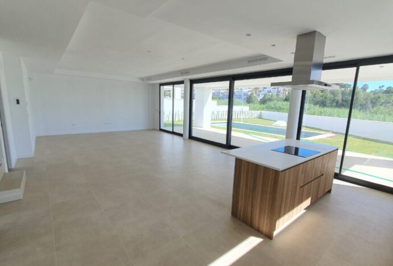 New Build - Villa -
Manilva