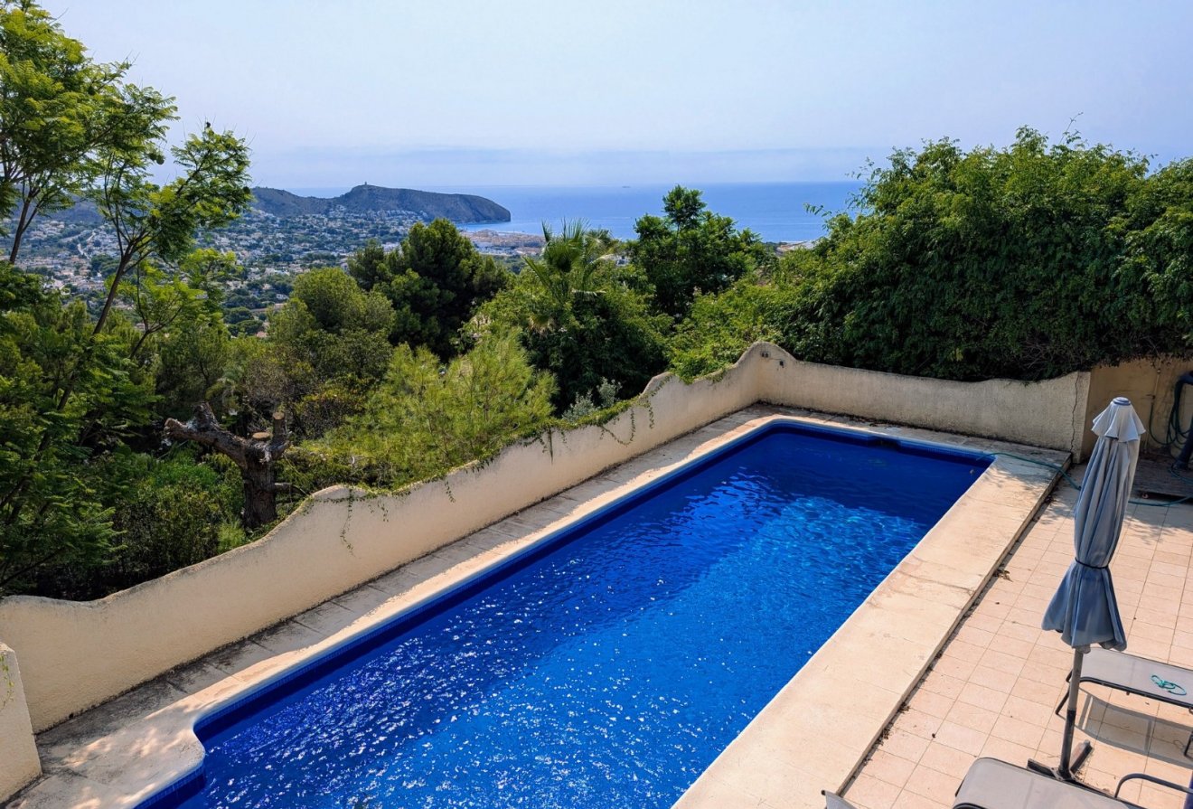 Herverkoop - Villa -
Moraira - Benimeit