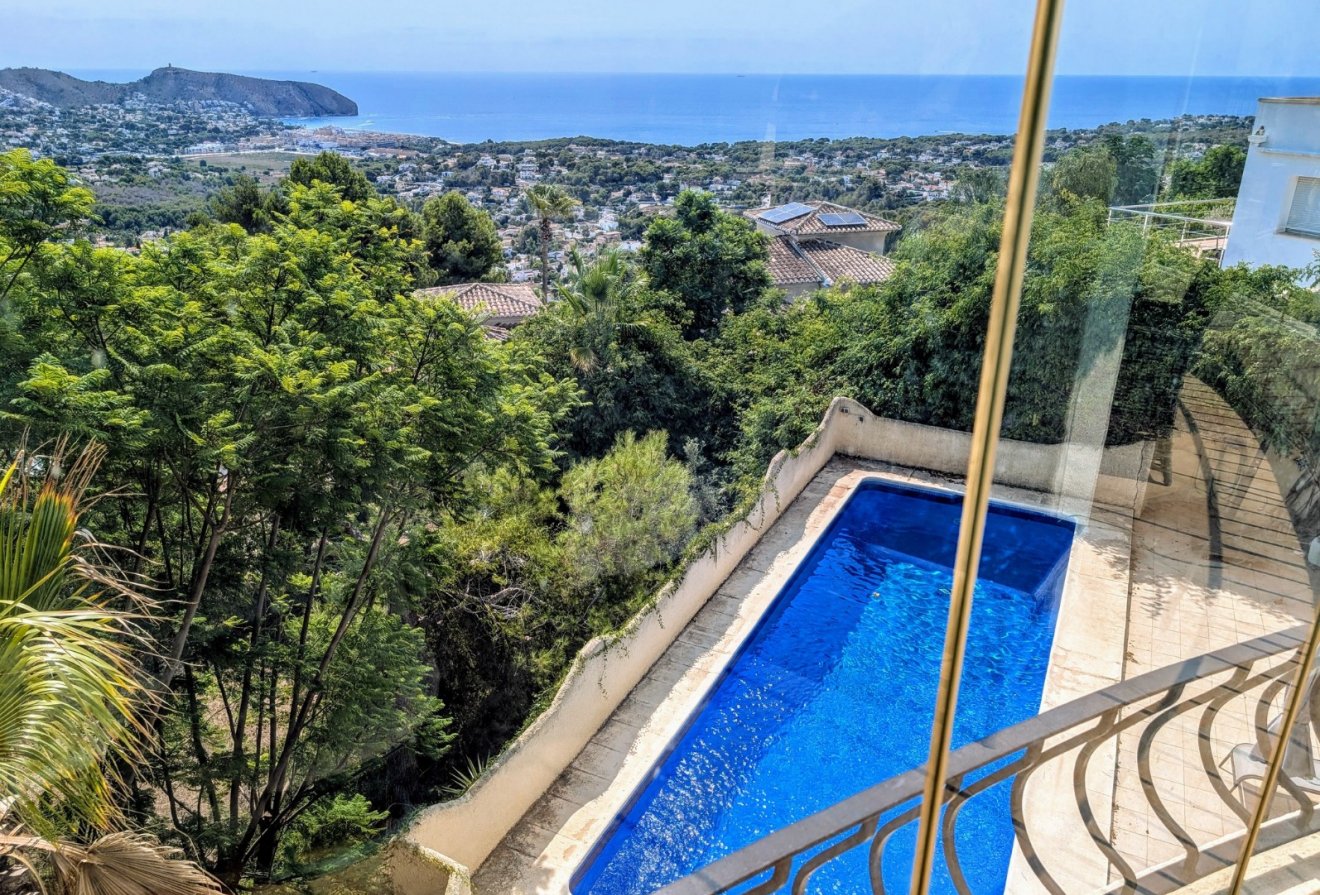 Herverkoop - Villa -
Moraira - Benimeit