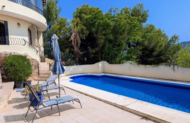 Herverkoop - Villa -
Moraira - Benimeit