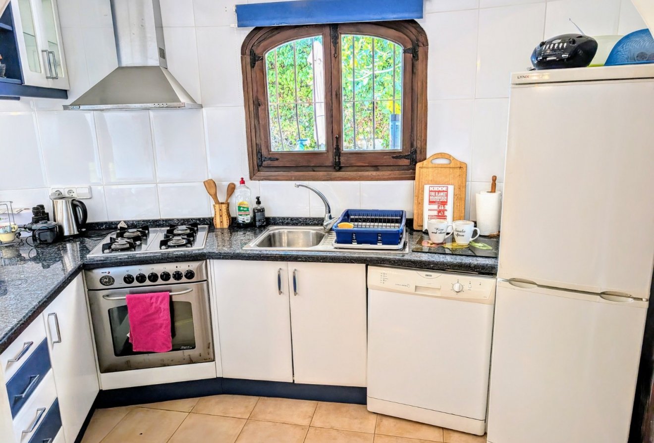 Herverkoop - Villa -
Moraira - Benimeit