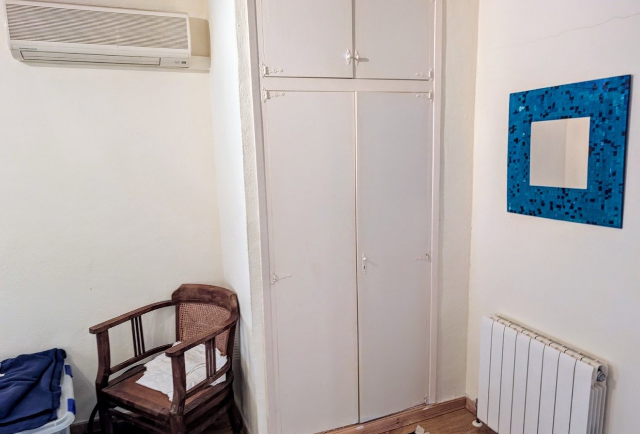 Herverkoop - Villa -
Moraira - Benimeit