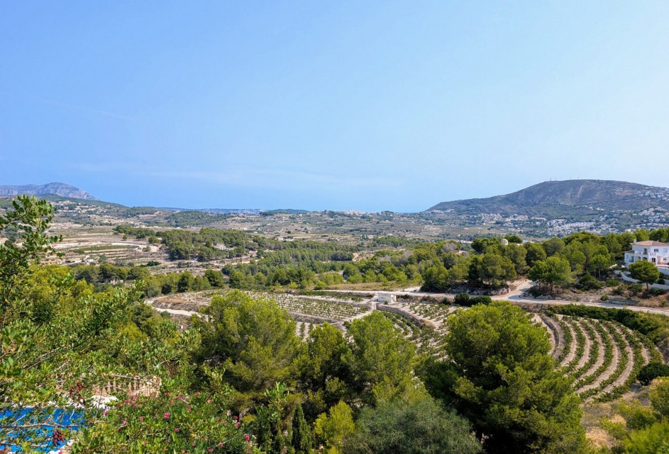 Herverkoop - Villa -
Moraira - Benimeit