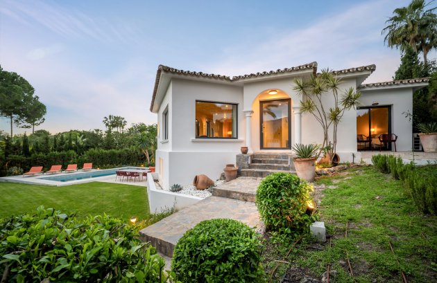 Nieuwbouw  - Villa -
Marbella