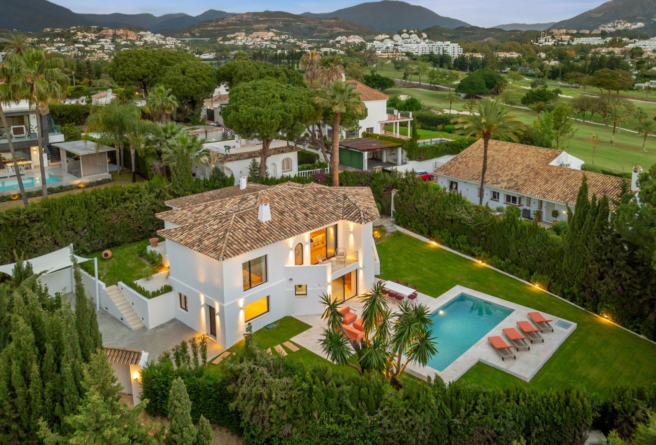 Nieuwbouw  - Villa -
Marbella