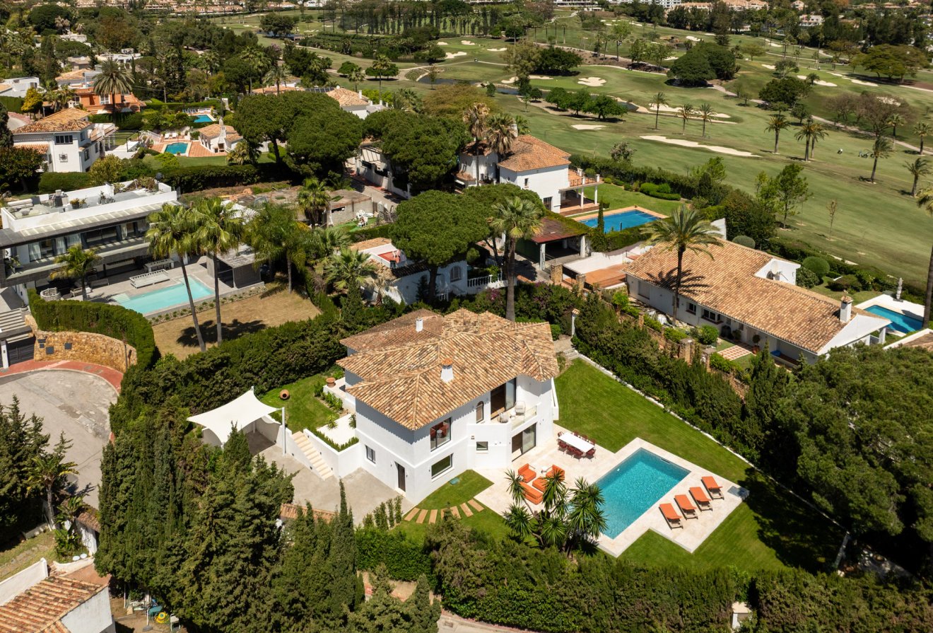 Nieuwbouw  - Villa -
Marbella