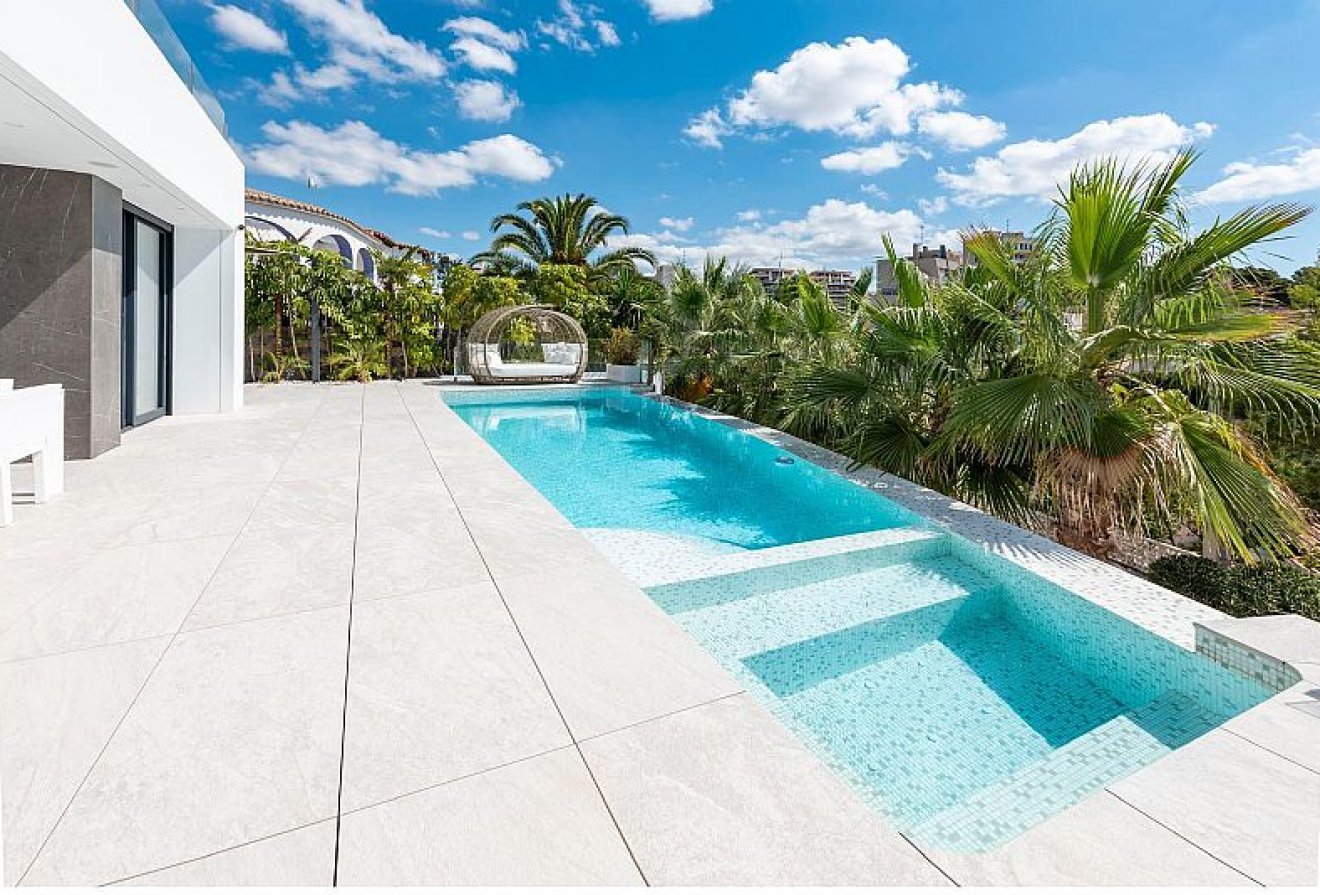 Nieuwbouw  - Villa -
Calpe