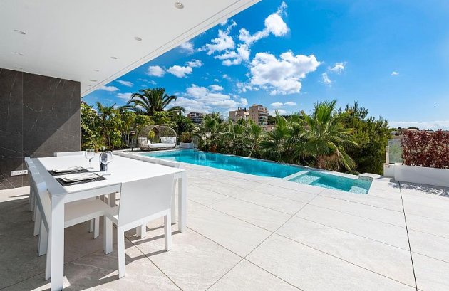 Nieuwbouw  - Villa -
Calpe