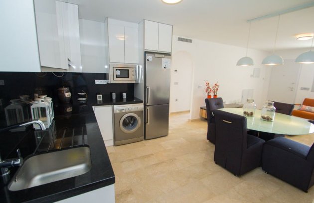 Nieuwbouw - Penthouse -
Res. Las Filipinas