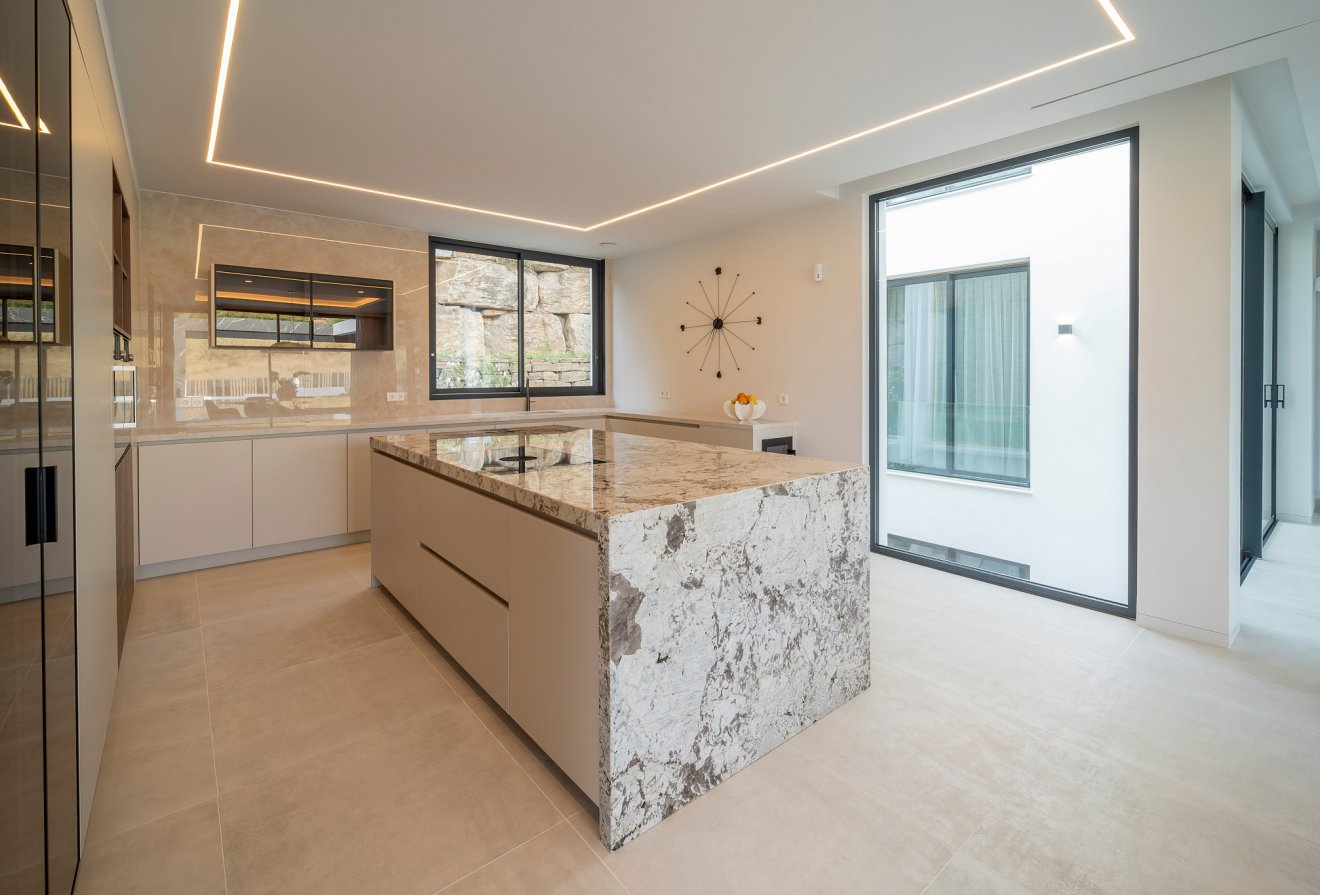 Nieuwbouw - Villa -
El Paraíso