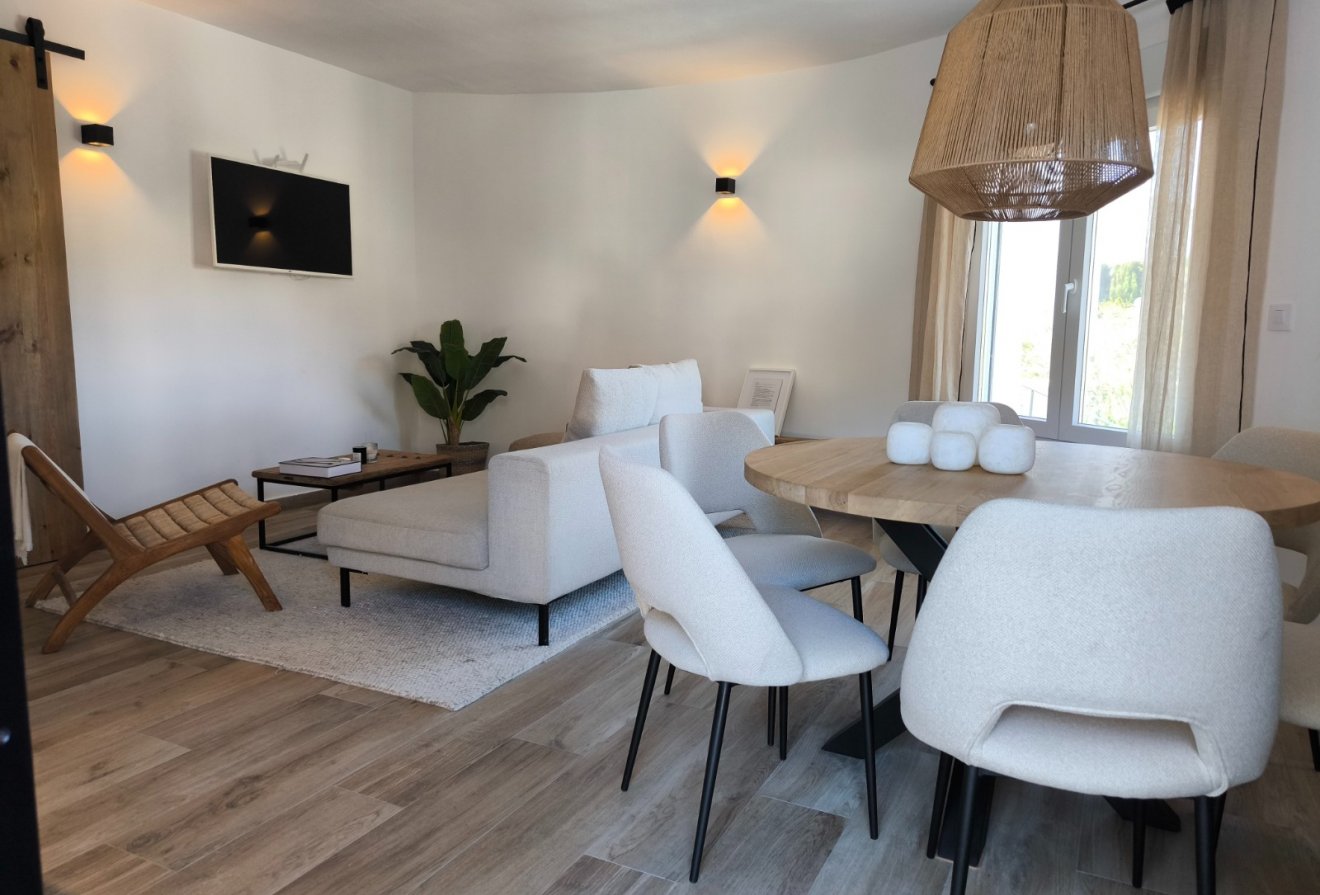 Herverkoop - Villa -
Benissa