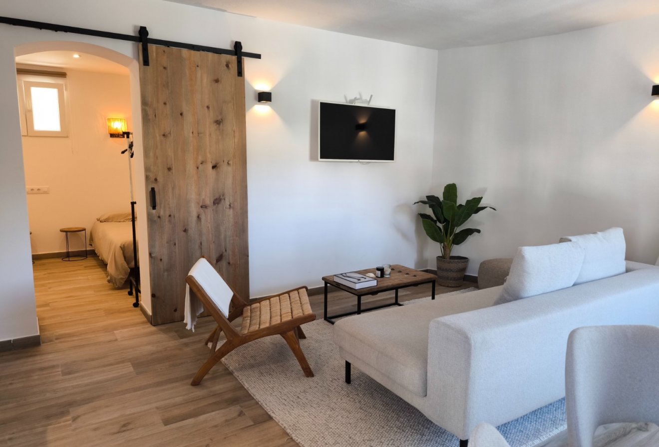 Herverkoop - Villa -
Benissa