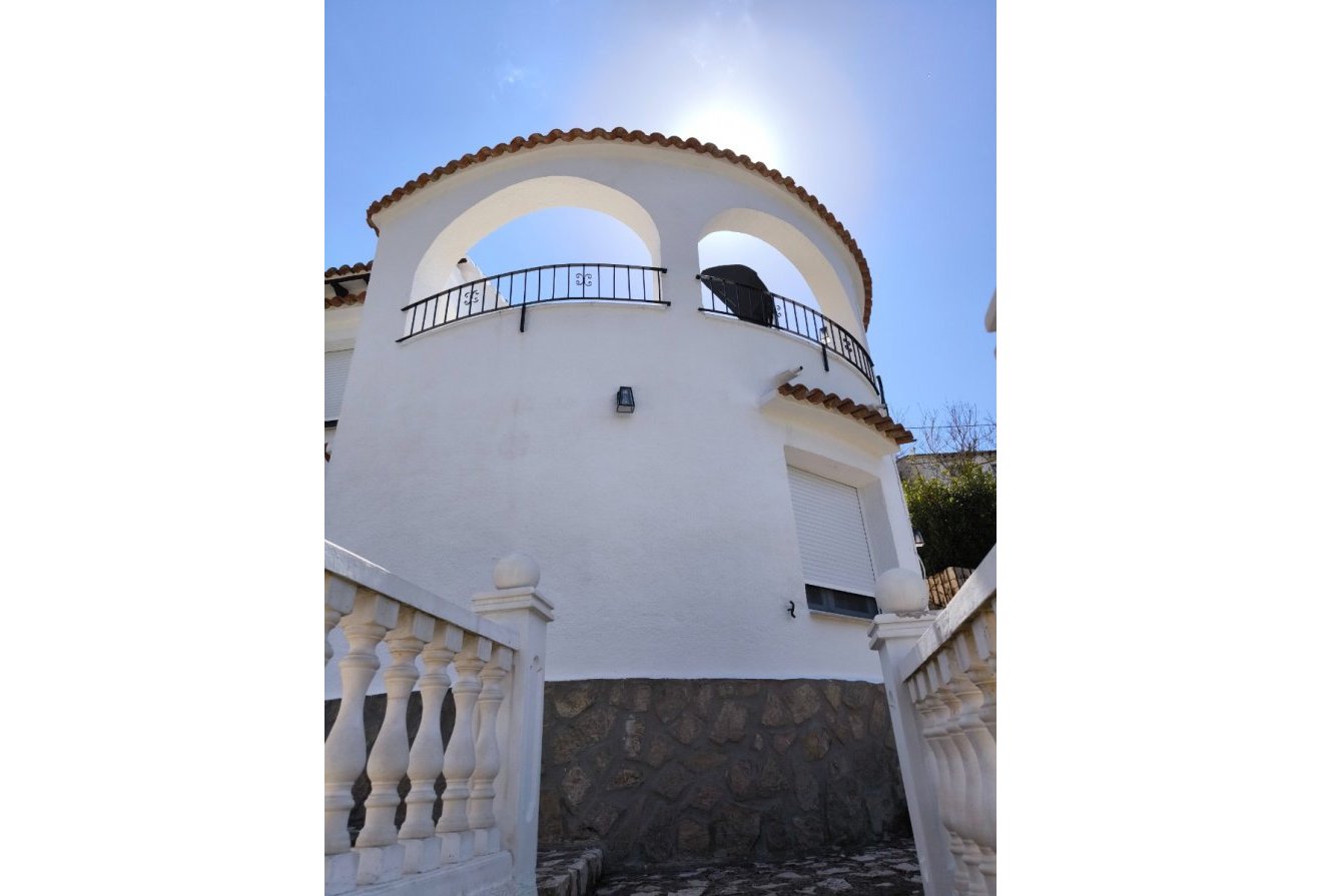 Herverkoop - Villa -
Benissa