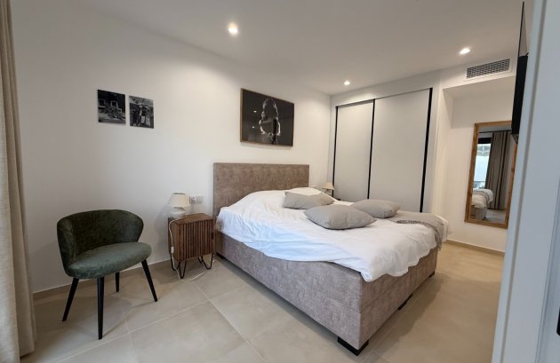 Herverkoop - Villa -
Finestrat